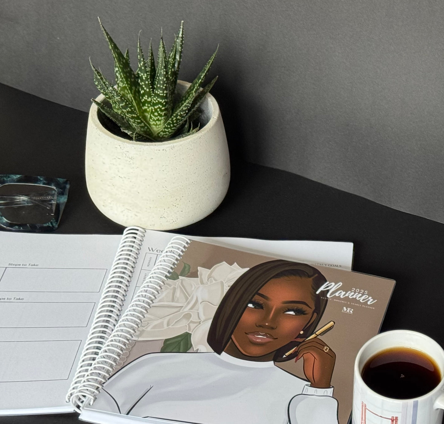 2025 Daily, Weekly & Monthly Planner